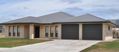 Blackbird Industries - Builders Byron Bay 0