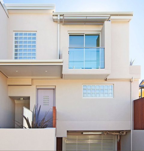 J.S.N. Hanna Building Contractors - Builders Byron Bay 0